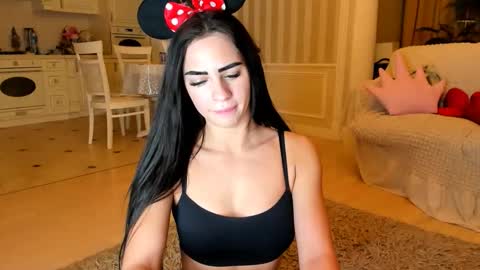 Snapshot of alishaswiss chatting on December 16, 2025, 9:42 pm AlishaSwiss online show from December 16, 2025, 9:42 pm