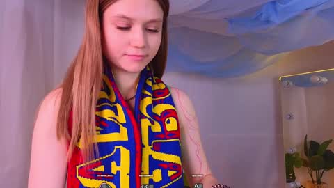 Alisia online show from December 15, 2024, 10:28 am