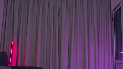 Snapshot of alison_miller9 chatting on October 3, 2025, 3:25 am Alison online show from October 3, 2025, 3:25 am