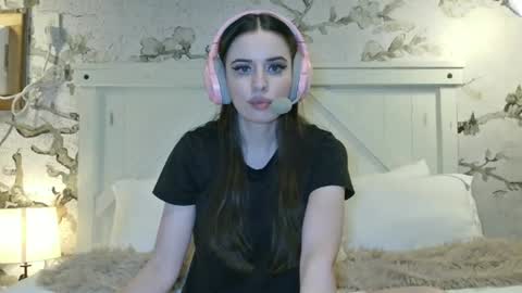 Snapshot of alisonfieldsxo chatting on July 3, 2026, 11:05 am Alison Fields online show from July 3, 2026, 11:05 am