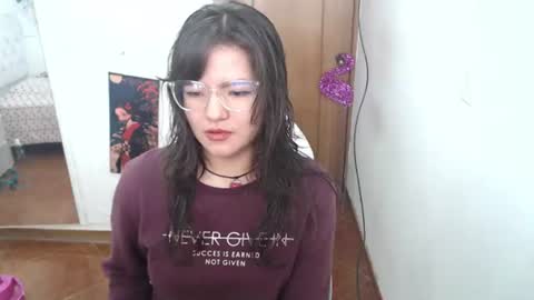 Snapshot of alissa_morrison chatting on June 19, 2026, 2:43 pm alissa_morrison online show from June 19, 2026, 2:43 pm