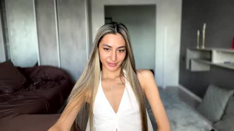 Snapshot of alissadreams chatting on July 14, 2026, 11:27 am Alissa online show from July 14, 2026, 11:27 am