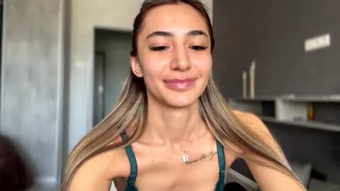 Snapshot of alissadreams chatting on July 23, 2026, 5:05 am Alissa online show from July 23, 2026, 5:05 am