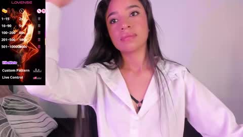 alissarose_1 online show from March 26, 2026, 1:33 am