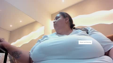 Alisson online show from November 2, 2025, 11:12 am