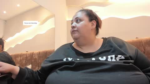 Snapshot of alisson_am chatting on April 18, 2026, 11:47 am Alisson online show from April 18, 2026, 11:47 am