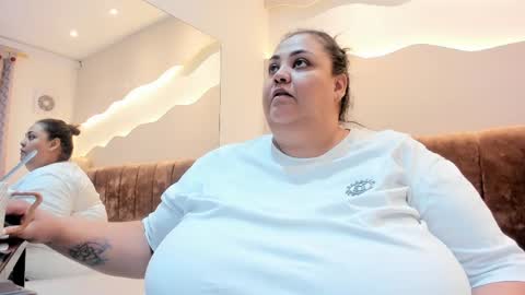 Snapshot of alisson_am chatting on May 14, 2026, 11:39 am Alisson online show from May 14, 2026, 11:39 am