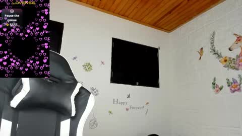 Alisson hoffman05 online show from February 14, 2025, 3:05 pm