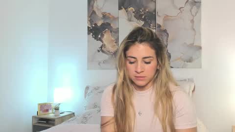 Goddess  online show from March 12, 2025, 2:20 am