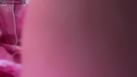 Snapshot of alisssa_s chatting on May 20, 2026, 8:20 am Alise online show from May 20, 2026, 8:20 am
