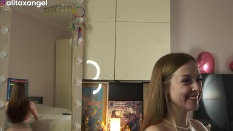 Snapshot of alitaangel_ chatting on May 30, 2026, 9:50 am A L I T A online show from May 30, 2026, 9:50 am
