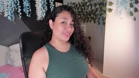 Snapshot of alixon_fiore5 chatting on March 29, 2026, 2:39 pm alixon online show from March 29, 2026, 2:39 pm