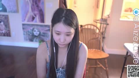 Alize Zaide online show from February 9, 2025, 6:37 pm