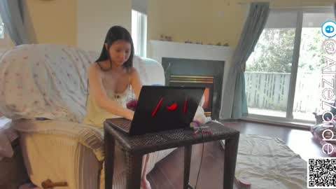 Alize Zaide online show from February 27, 2025, 7:26 pm