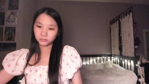 Alize Zaide online show from September 24, 2025, 5:11 am