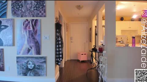 Alize Zaide online show from April 16, 2026, 9:39 pm