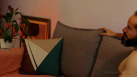 Alice  John online show from February 12, 2025, 7:24 pm