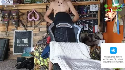 Snapshot of allan_arod chatting on January 7, 2025, 8:42 pm Allan arod online show from January 7, 2025, 8:42 pm