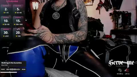 Snapshot of allanhurtss chatting on April 24, 2026, 6:43 pm online show from April 24, 2026, 6:43 pm