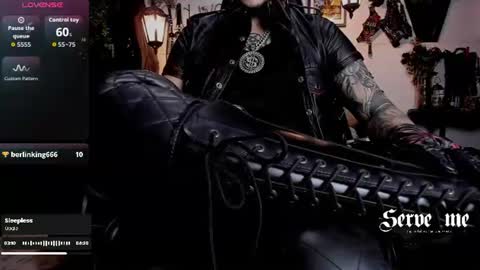 Snapshot of allanhurtss chatting on June 17, 2026, 11:16 pm online show from June 17, 2026, 11:16 pm