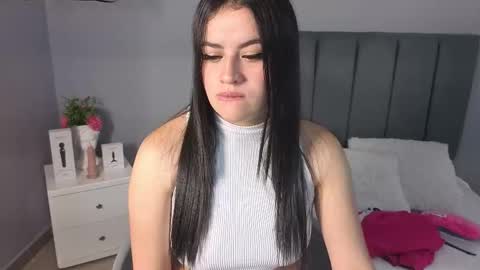 Snapshot of alli_cooper chatting on March 20, 2026, 1:27 pm Ali online show from March 20, 2026, 1:27 pm