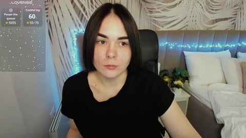 Snapshot of alli_zi chatting on December 7, 2024, 5:59 am Blair online show from December 7, 2024, 5:59 am