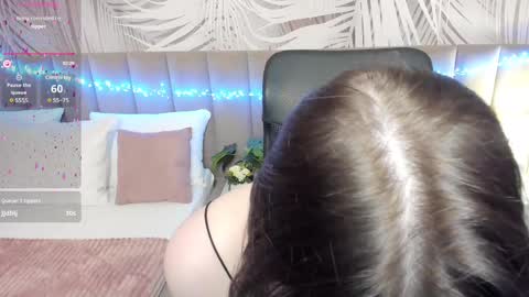 Snapshot of alli_zi chatting on March 1, 2025, 8:45 am Blair online show from March 1, 2025, 8:45 am