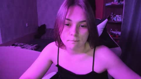 Snapshot of alli_zi chatting on September 25, 2025, 1:04 pm Blair online show from September 25, 2025, 1:04 pm