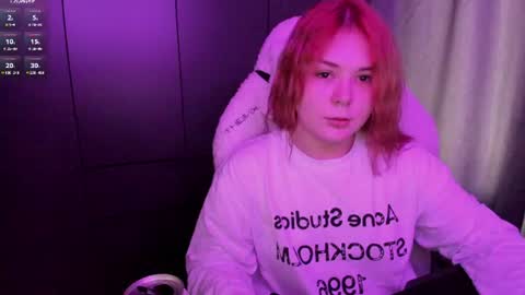 Snapshot of alli_zi chatting on June 15, 2026, 9:22 am Blair online show from June 15, 2026, 9:22 am