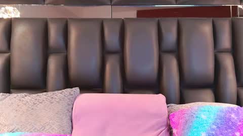 Allicia online show from February 25, 2025, 8:19 pm