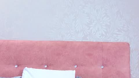 Allicia online show from September 30, 2025, 7:19 pm