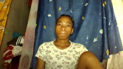 alliciax632770 online show from November 30, 2025, 7:40 pm