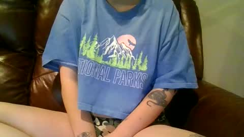 alliebearx online show from November 1, 2025, 4:20 pm