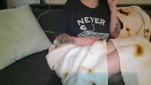 alliebearx online show from May 28, 2026, 3:15 am