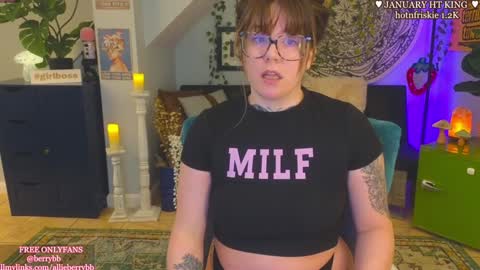 Snapshot of allieberrybb chatting on January 15, 2025, 3:29 pm bb online show from January 15, 2025, 3:29 pm