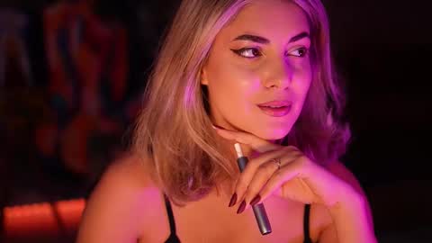 Allie online show from November 4, 2025, 5:50 am