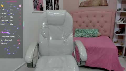 Snapshot of allison_garcia chatting on April 24, 2026, 6:43 pm ALLISON online show from April 24, 2026, 6:43 pm