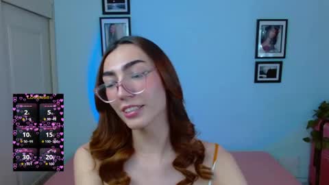 Snapshot of allisonblossom chatting on October 5, 2025, 7:45 pm online show from October 5, 2025, 7:45 pm