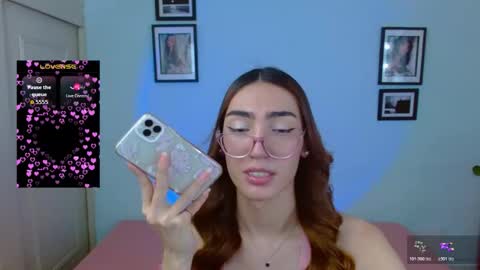 Snapshot of allisonblossom chatting on November 1, 2025, 7:27 pm online show from November 1, 2025, 7:27 pm