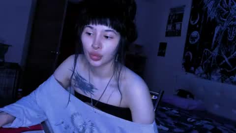 Snapshot of allisondeetz chatting on August 7, 2026, 5:37 pm Alis online show from August 7, 2026, 5:37 pm