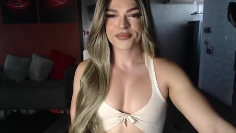 Snapshot of allisonfit chatting on May 15, 2026, 12:56 pm Allison Victoria online show from May 15, 2026, 12:56 pm