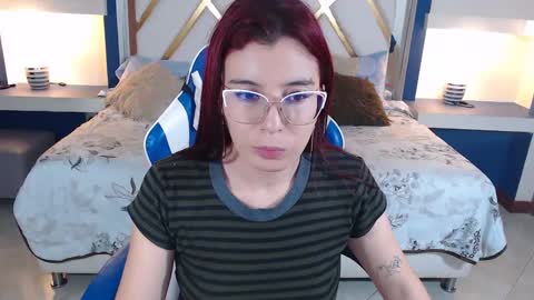 Snapshot of allisonlove_88 chatting on January 16, 2025, 6:14 am ALLISON online show from January 16, 2025, 6:14 am
