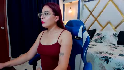 Snapshot of allisonlove_88 chatting on September 17, 2025, 3:41 am ALLISON online show from September 17, 2025, 3:41 am