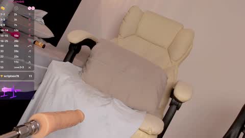 Alli  online show from February 7, 2025, 10:41 pm