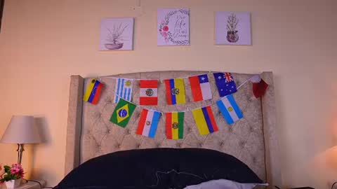 Snapshot of allisson_m chatting on July 1, 2026, 12:07 pm allisson online show from July 1, 2026, 12:07 pm