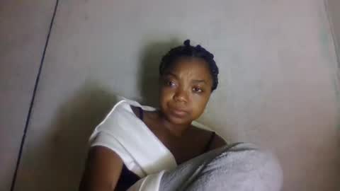 allizida01 online show from May 16, 2026, 2:19 am