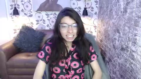 Snapshot of alllyson_ chatting on September 9, 2025, 7:57 pm alison online show from September 9, 2025, 7:57 pm