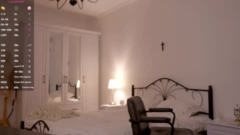 ALOTROPP NOT BABY online show from October 10, 2025, 6:18 pm