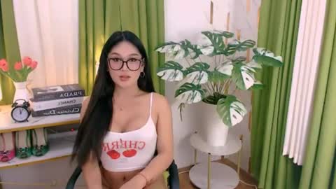 Snapshot of alluring_brianna08 chatting on June 23, 2026, 5:44 pm Brianna online show from June 23, 2026, 5:44 pm
