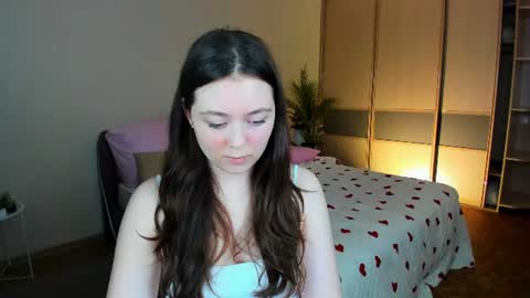 Snapshot of alluringeyess chatting on June 24, 2026, 4:50 pm alluringeyess online show from June 24, 2026, 4:50 pm